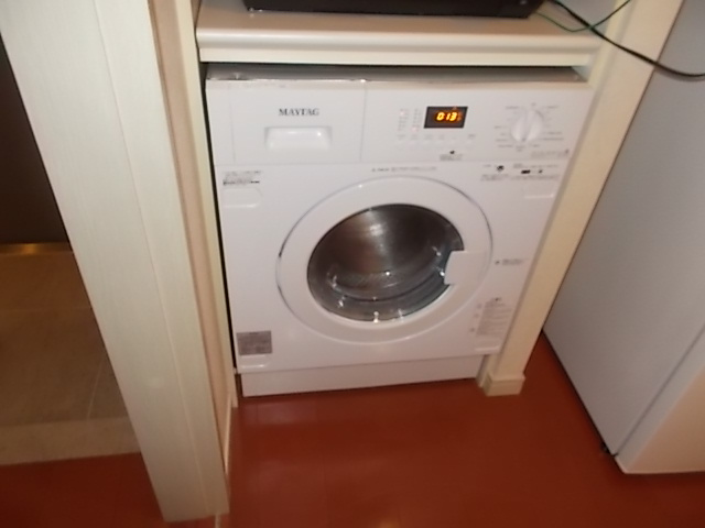 2021/11/15　東京都中央区　マルバー洗濯乾燥機からの交換工事(メイタッグ：MWI74140JA）